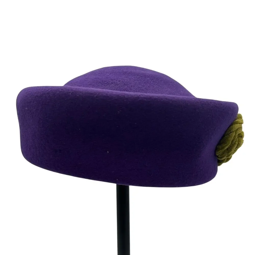 Vintage 80s Purple Wool Felt Pillbox Hat Olive Velvet Rosette Flowers 56cm Sz M - Picture 12 of 13